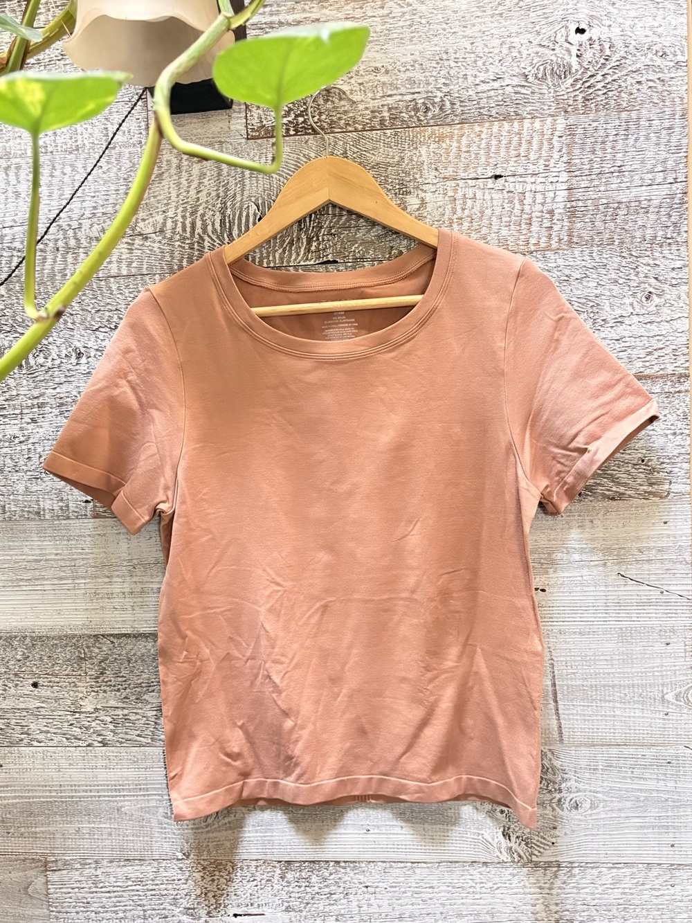 Tahari | Seamless Base Layer Contour Smoothing Undershirt Tee - XL, Blush Pink